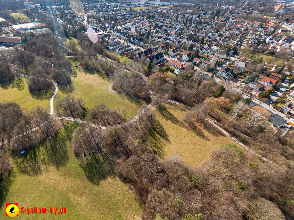 20.02.2023 -  Ostparksee und Schule am Strehleranger mit Umgebung in Neuperlach